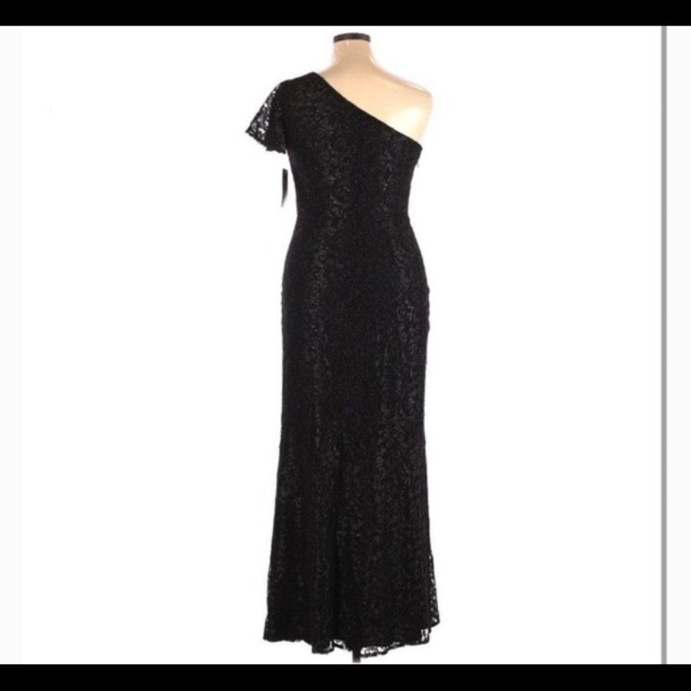 Lauren Ralph LaurenLace One Shoulder Evening Dress